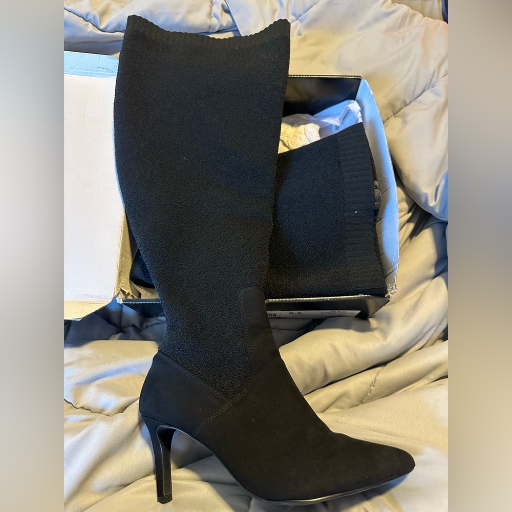 Elegant Black Over The Knee-High Women's Boots